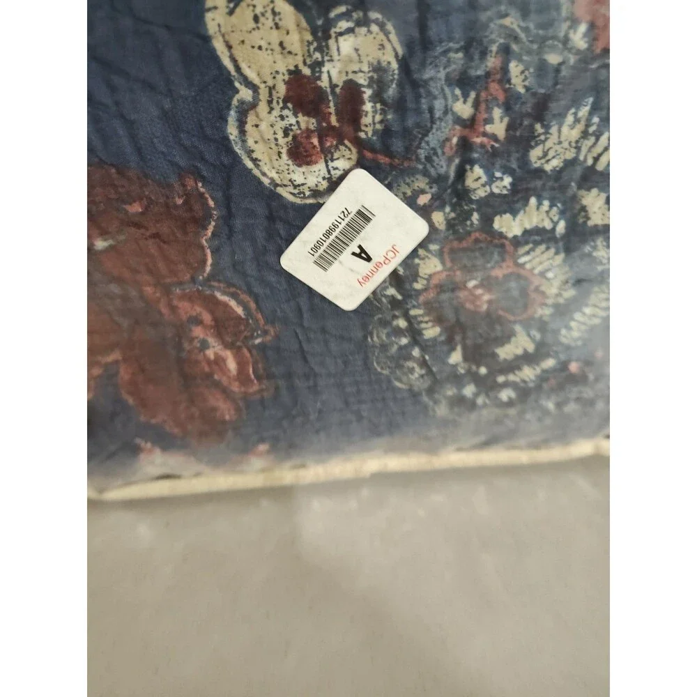 Linden Street Arlington Three-piece Comforter Set Full / Queen Size (865)